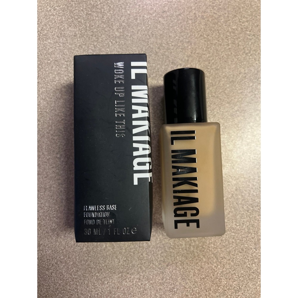 IL Makiage Woke Up Like This Flawless Base Foundation CL 105 Matte 1oz NEW